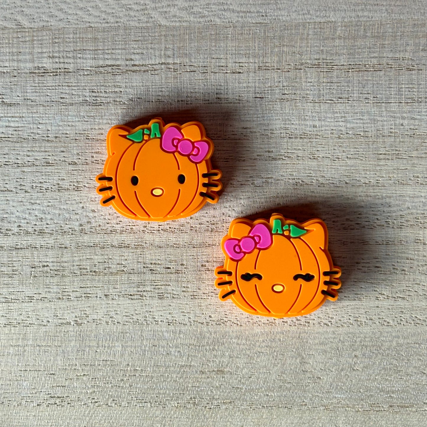 Hello Kitty Pumpkin Focal Bead