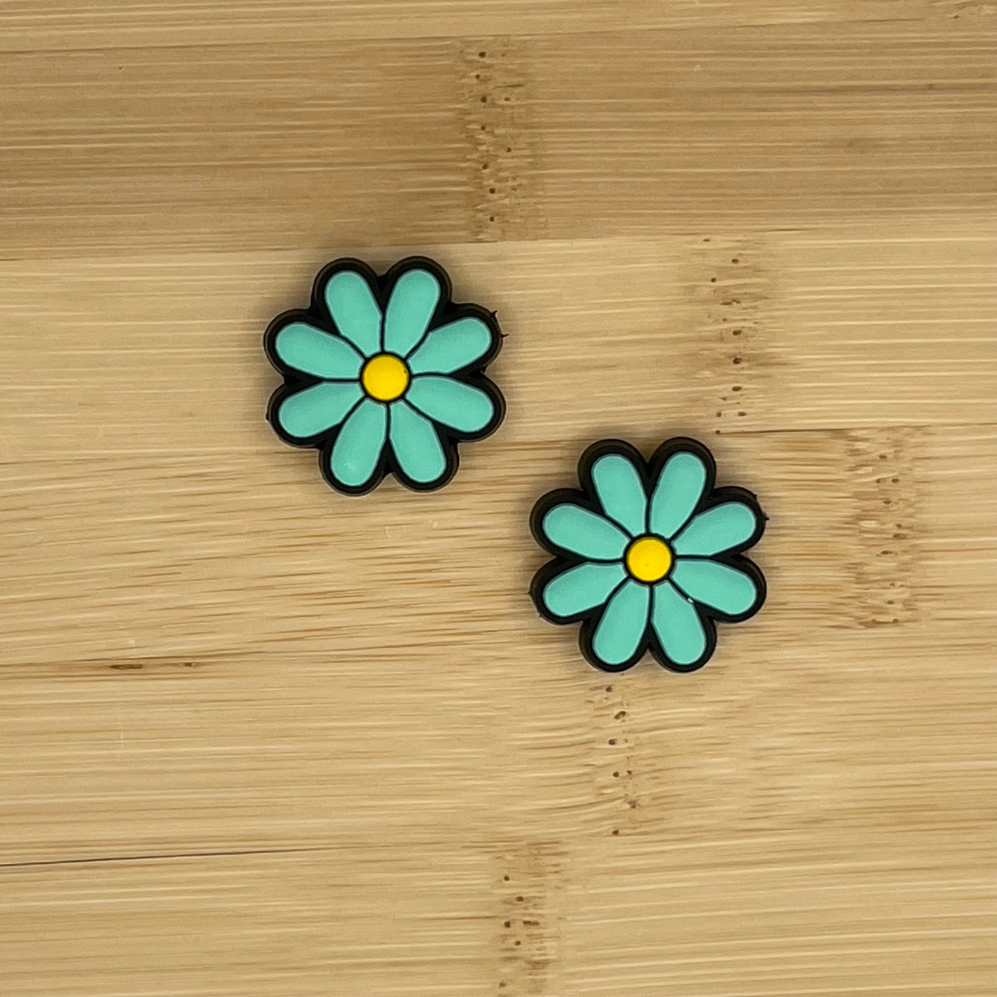 Green Daisy Focal Bead