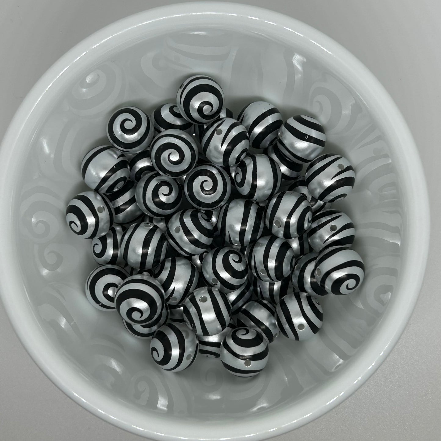 Pearl Black Swirl 16mm Acrylic Bead