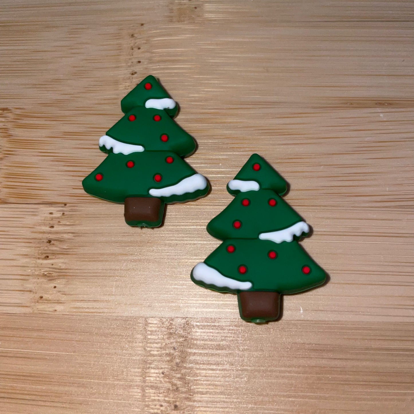 Snow Topped Christmas Tree Focal Bead
