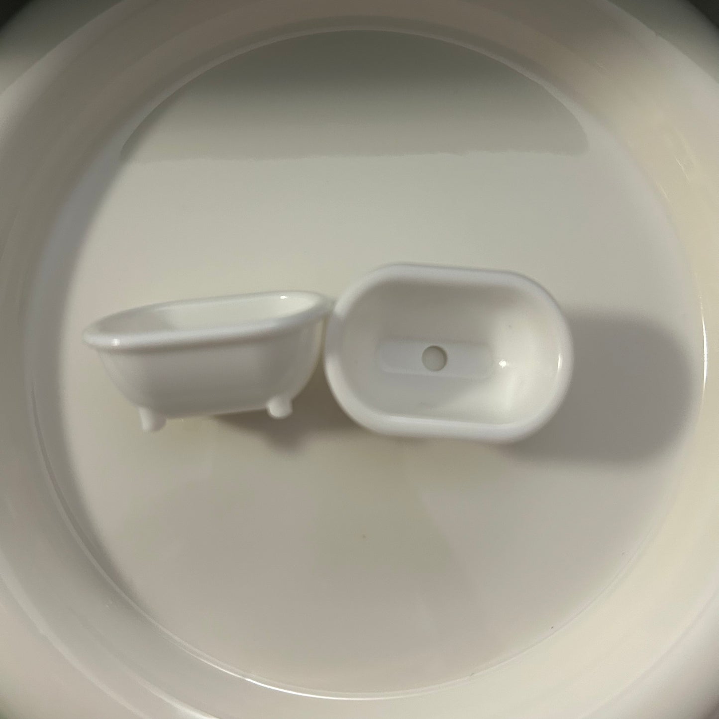 Acrylic Bathtub Bead 25mm x 35mm