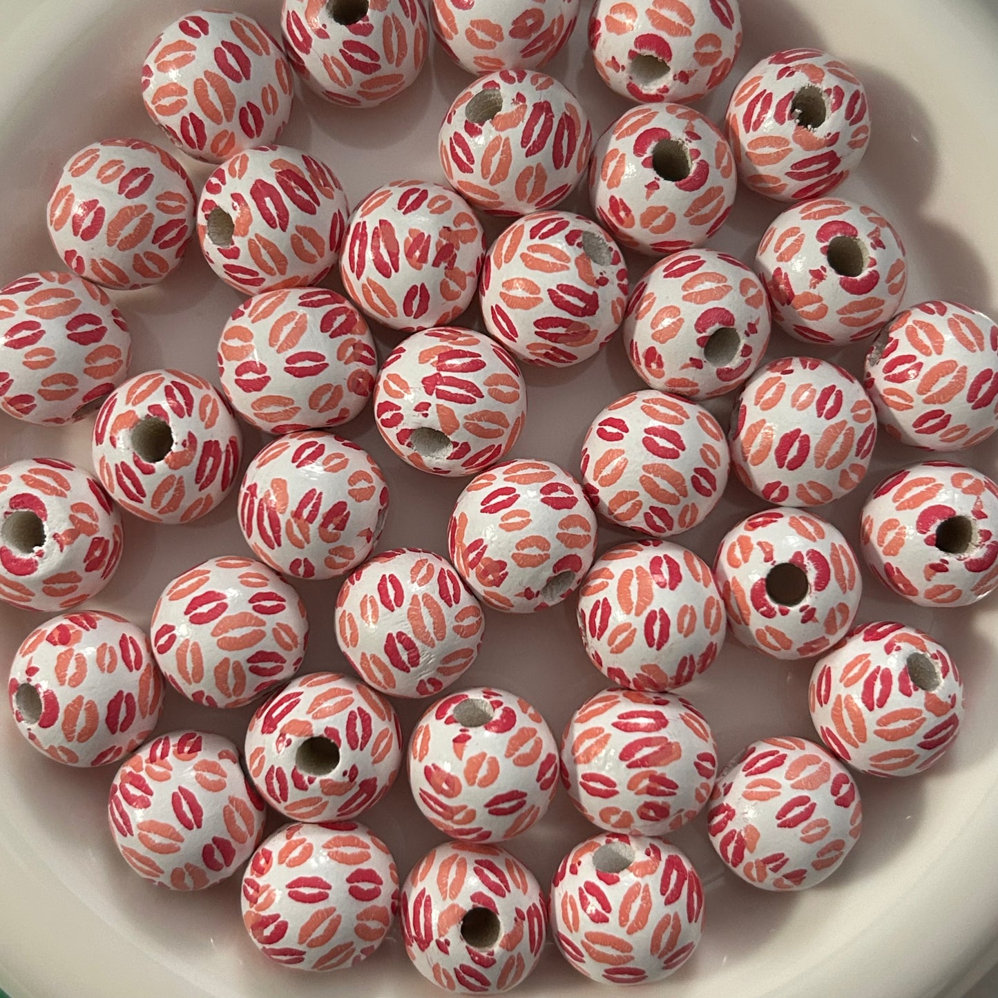 15mm Wooden Lip Print Beads