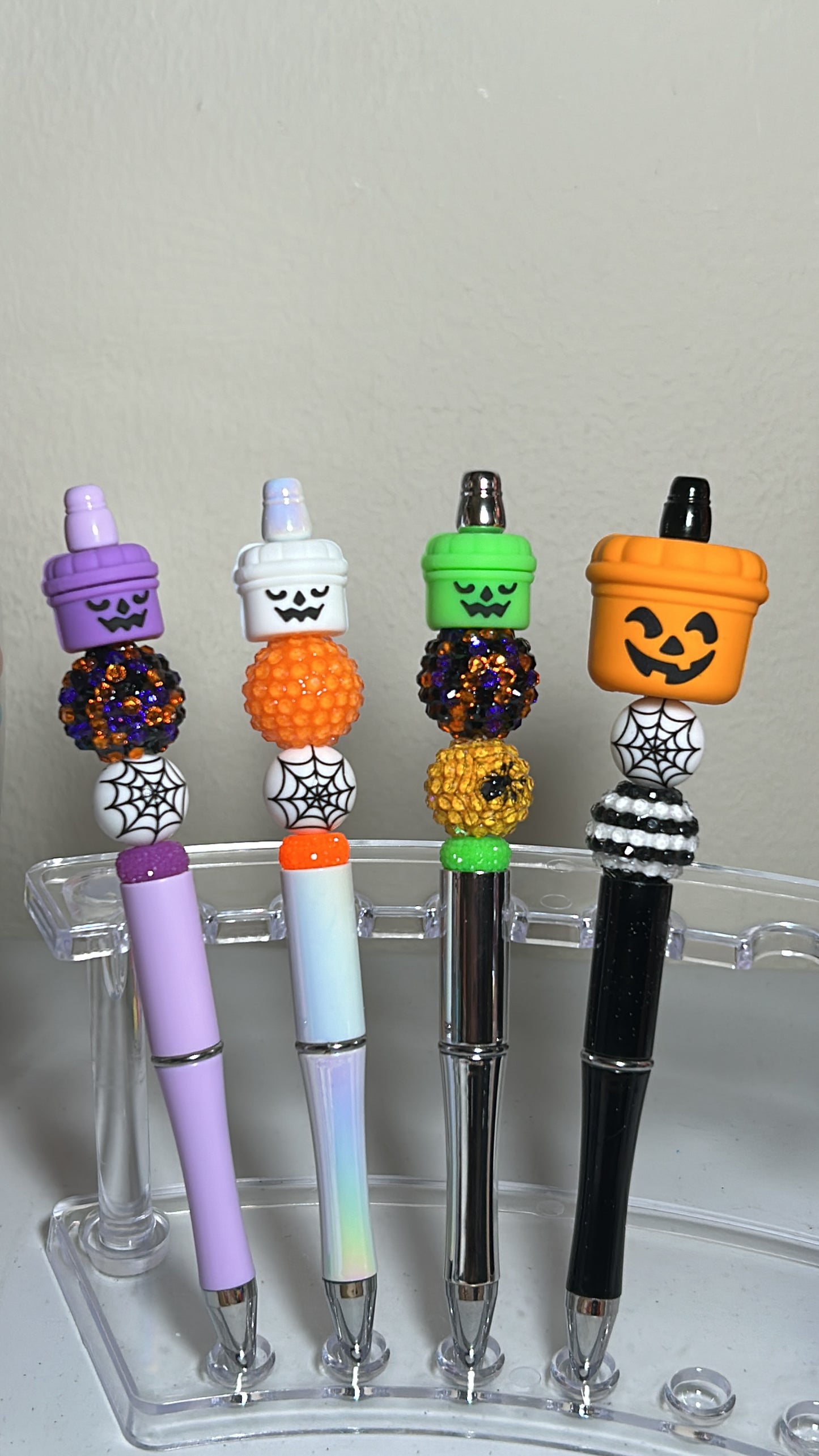 3D Jack-o’-lantern Bucket Focal Bead