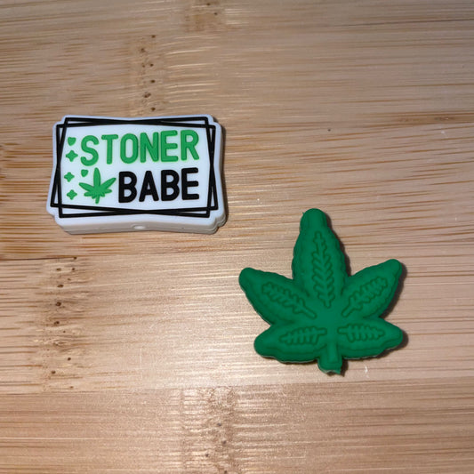 Stoner Babe/Marijuana Leaf Focal Bead