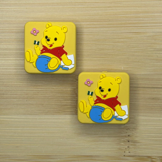 Baby Pooh Bear Sitting Focal Bead