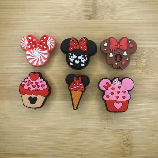 Minnie Bakery Focal Bead