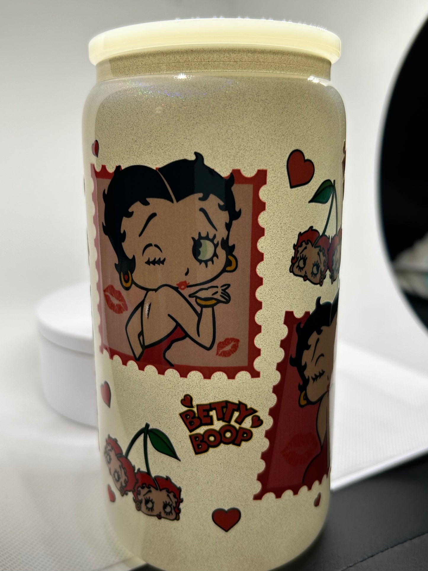 Betty Boop 16oz Glass Tumbler